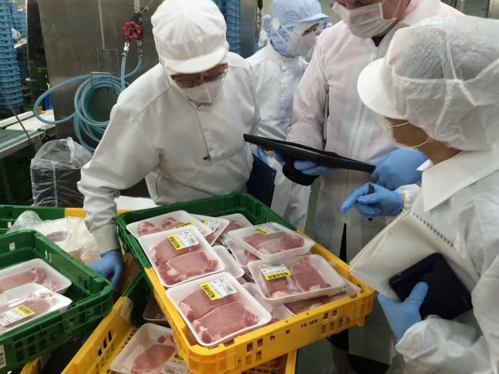analysis of the food processing industry The food processing industry is a mature sector that loosely tracks underlying demographic trends, such as population and income growth companies generate revenue from the sale of food and ingredients to a whole host of customers, ranging from supermarket chains and local bodegas to restaurants and other players further down the processing chain. analysis of the food processing industry The food processing industry is a mature sector that loosely tracks underlying demographic trends, such as population and income growth companies generate revenue from the sale of food and ingredients to a whole host of customers, ranging from supermarket chains and local bodegas to restaurants and other players further down the processing chain.
