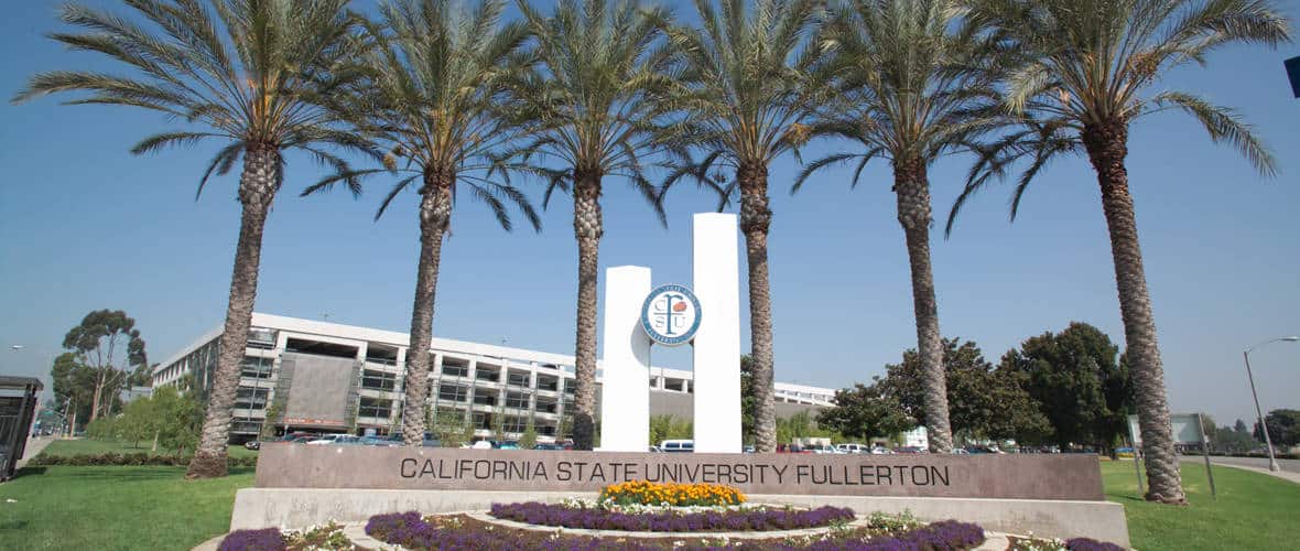 Résultat de recherche d'images pour "csu fullerton campus photos"